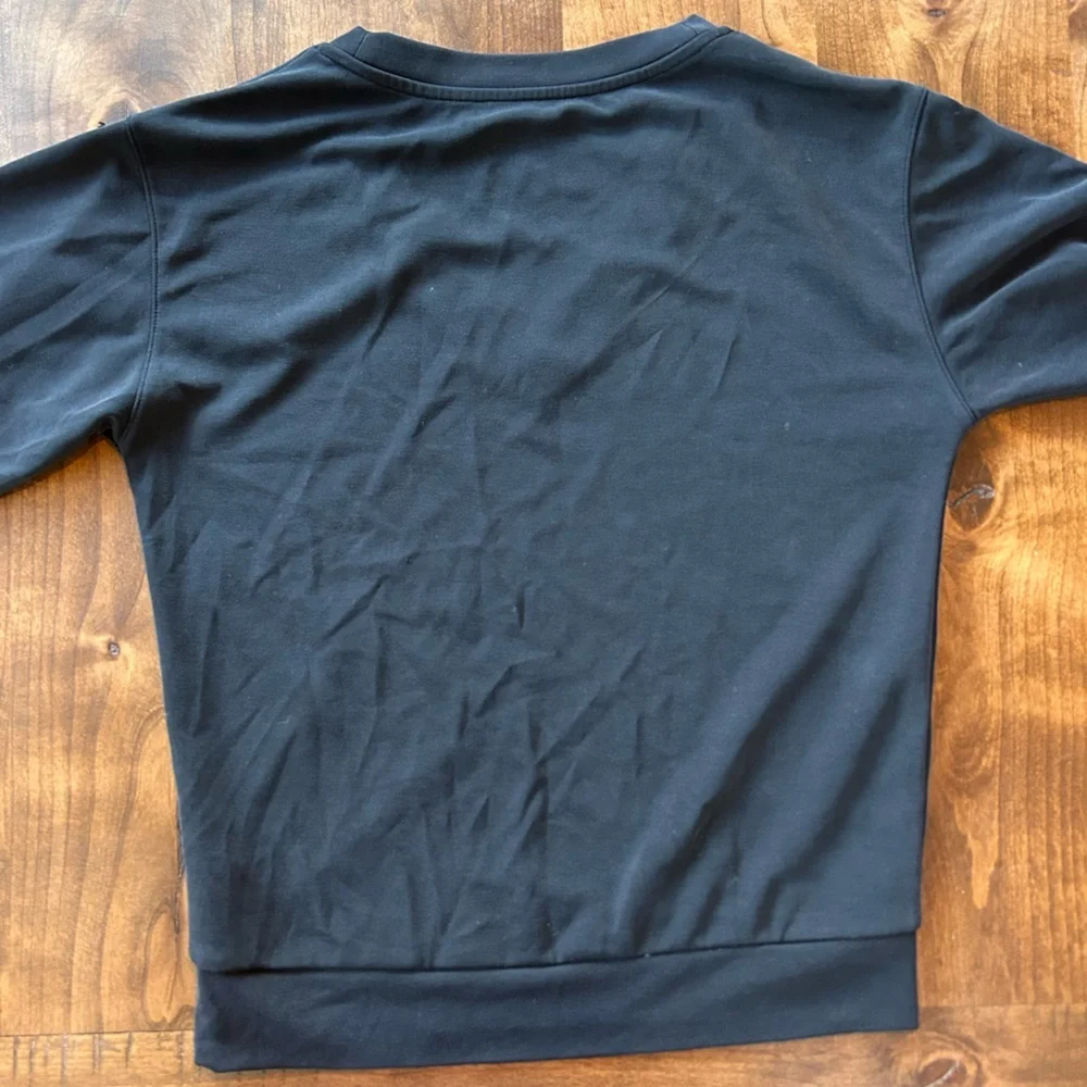 Athleta Women's V-Neck Top - Picture 3 of 3